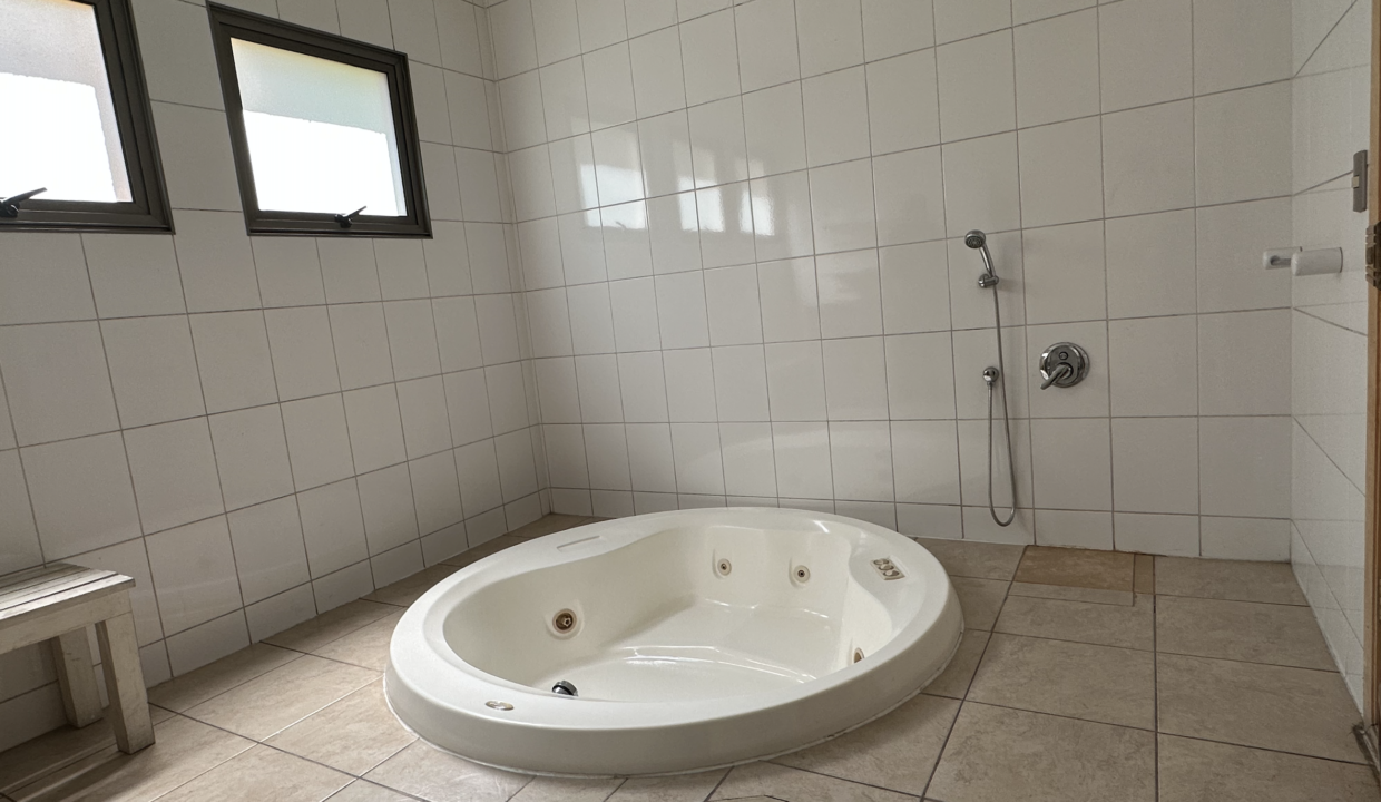 Captura de pantalla 2023-03-15 a la(s) 15.35.53